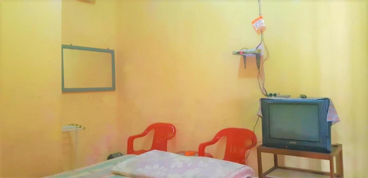 Spot On 2969 Hotel Citra Ayu Labuhan Exterior foto