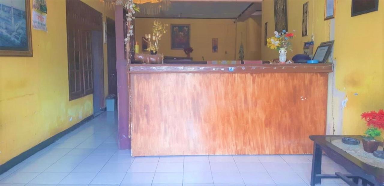 Spot On 2969 Hotel Citra Ayu Labuhan Exterior foto